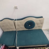 ديوان • ١٠مقاعد • بغداد