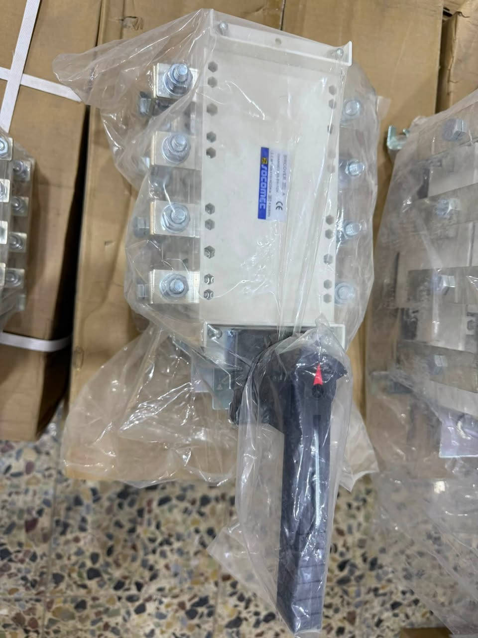 متوفر جنجات socomec✅
1600A
1250A
1000A
630A
400A
250A
160A

للطلب والتواصل على الواتساب ***********📞
***********📞
