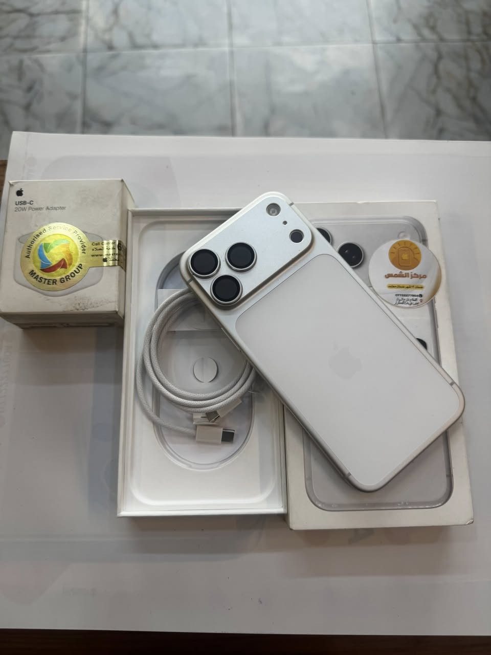 ايفون 17 برو ماكس 256
ابو الشريحة
واللون المميز ابيض
بطارية 100‎%‎
نضافة 100‎%‎
مشحون قليل جداً
كامل ملحقات الاصلية شركة ماستر
استخدام قليل
السعر مناسب
***********
العنوان القطاع شارع السوك مجاور عوينات الكرار 
مركز الشمس
