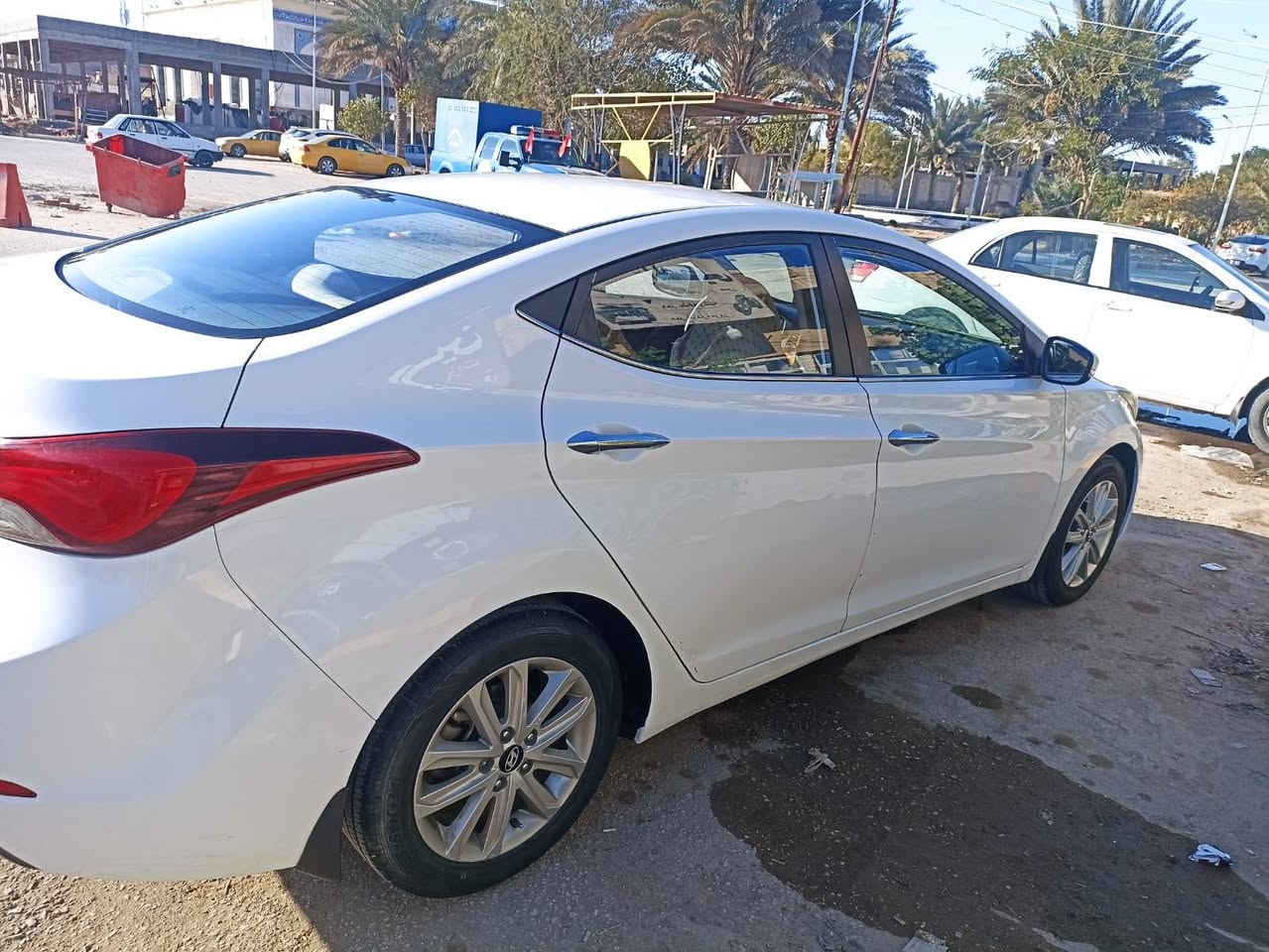 النترى خليجي موديل 2015 مكينة كير حدادية مكفوله بيهه شبر صبغ اثر شخوط وبيه باب بارد السعر 125 رقم بغداد باسمي
مواصاف كامله عدا البصمة ***********
