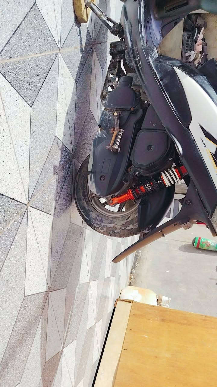 درجة البيع ماكس عدله مكينه ما مفتوحه خير من الله سلف هندر سعر 400 وبيها مجال مكان حله شارع 80 قرب حسينيه ***********
