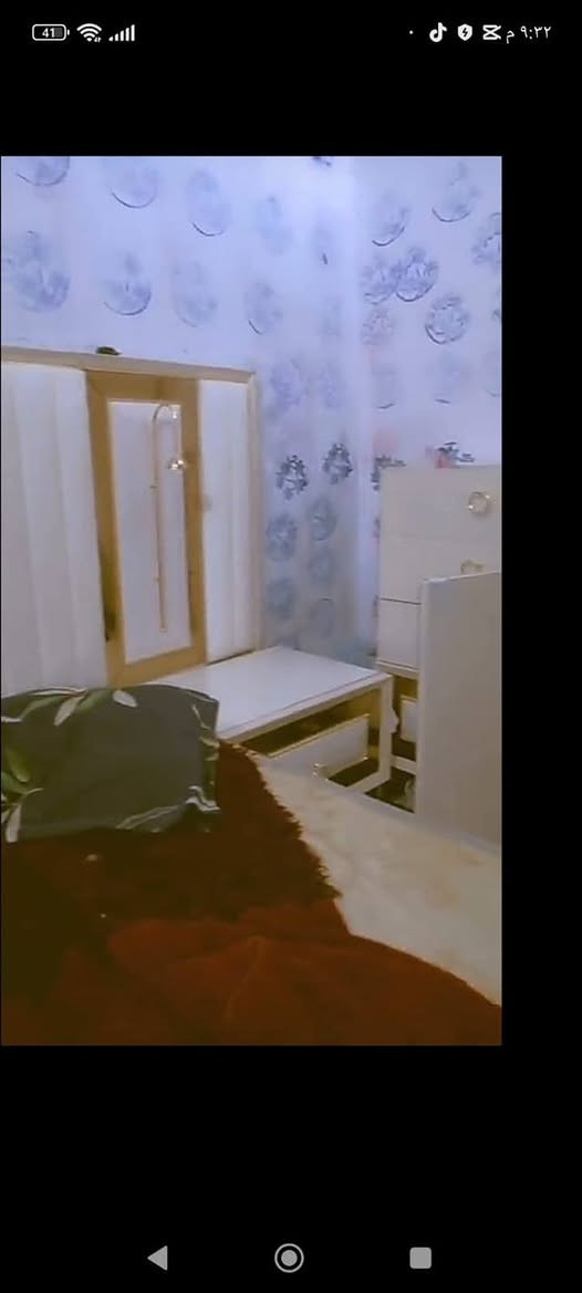 السلام عليكم
غرفة للبيع التفاصيل خاص


**إذا كنت صاحب هذا الإعلان وتريد حذفه لأي سبب، رجاءا أرسل رسالة إلى الدعم الفني**