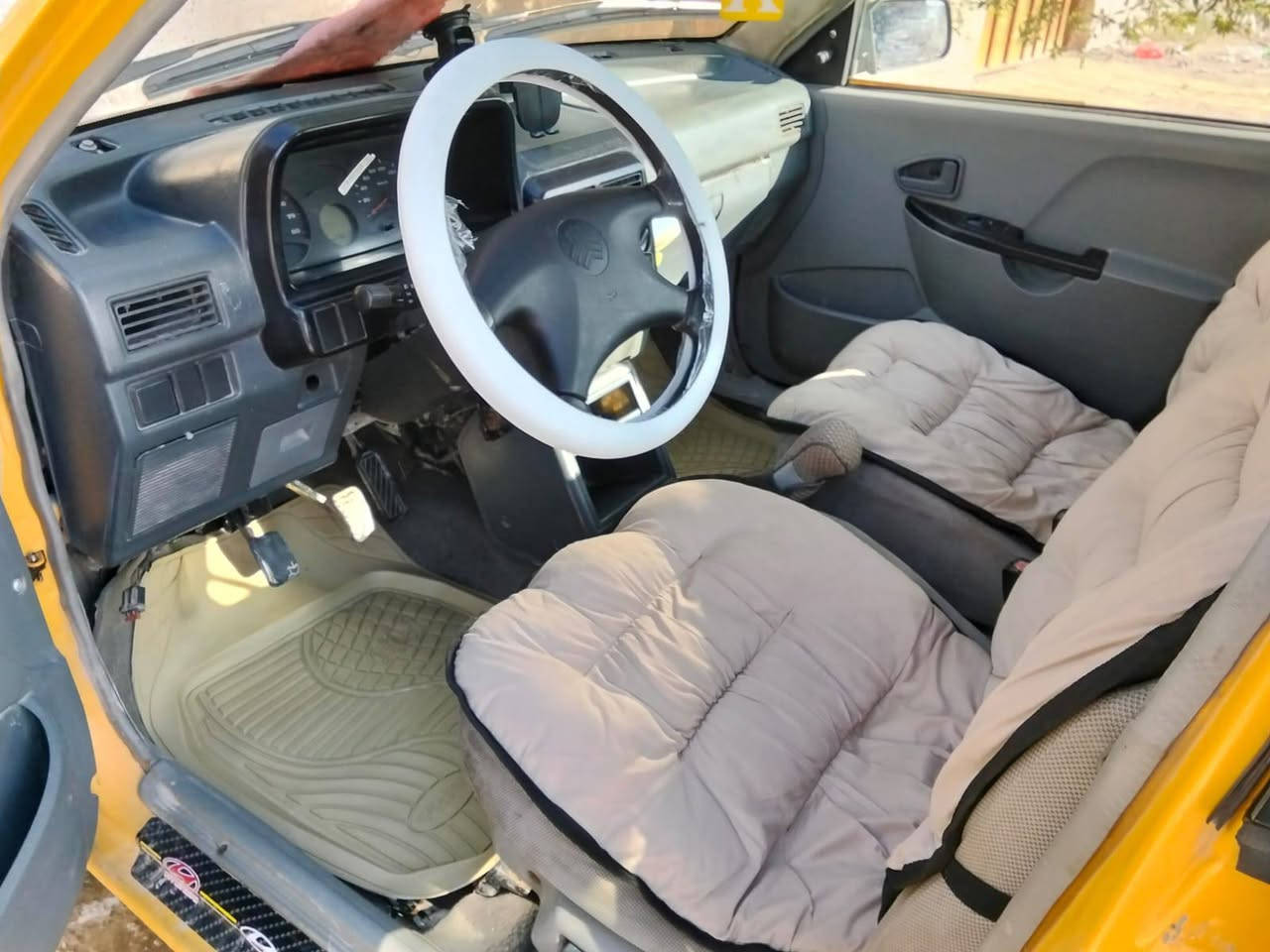 السلام عليكم سياره للبيع سايبه موديل 11 رقم السيارة بغداد مشروع وطني مكان السياره نجف الاشرف الستفسار مراسله الصفحه او اتصال على الرقم *********** والسعر خاص
