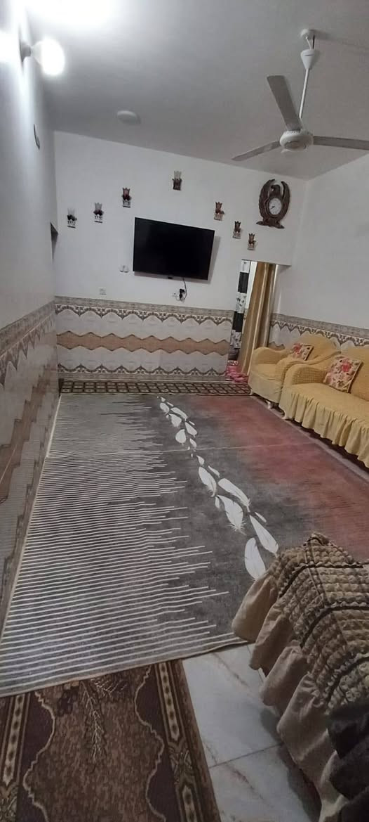 بيت طابق واحد للبيع او مراوس 

العنوان الرمادي التأميم حي الزيتون خلف محطة الميلاد 

مساحه 200متر 

مفوّض بل الطابو صرف 

بناء بلوك 

شارع 15متر 

سعر 60مليون وقابل للتفاوض 

الاتصال ‏‪***********‬‏

عنوان المكتب الرمادي خلف العاب السندباد قرب مصور احمد حمزه 

تابع مكتب ليصلك كافة العروض العقارية 

نستقبل كافة العروض العقارية
