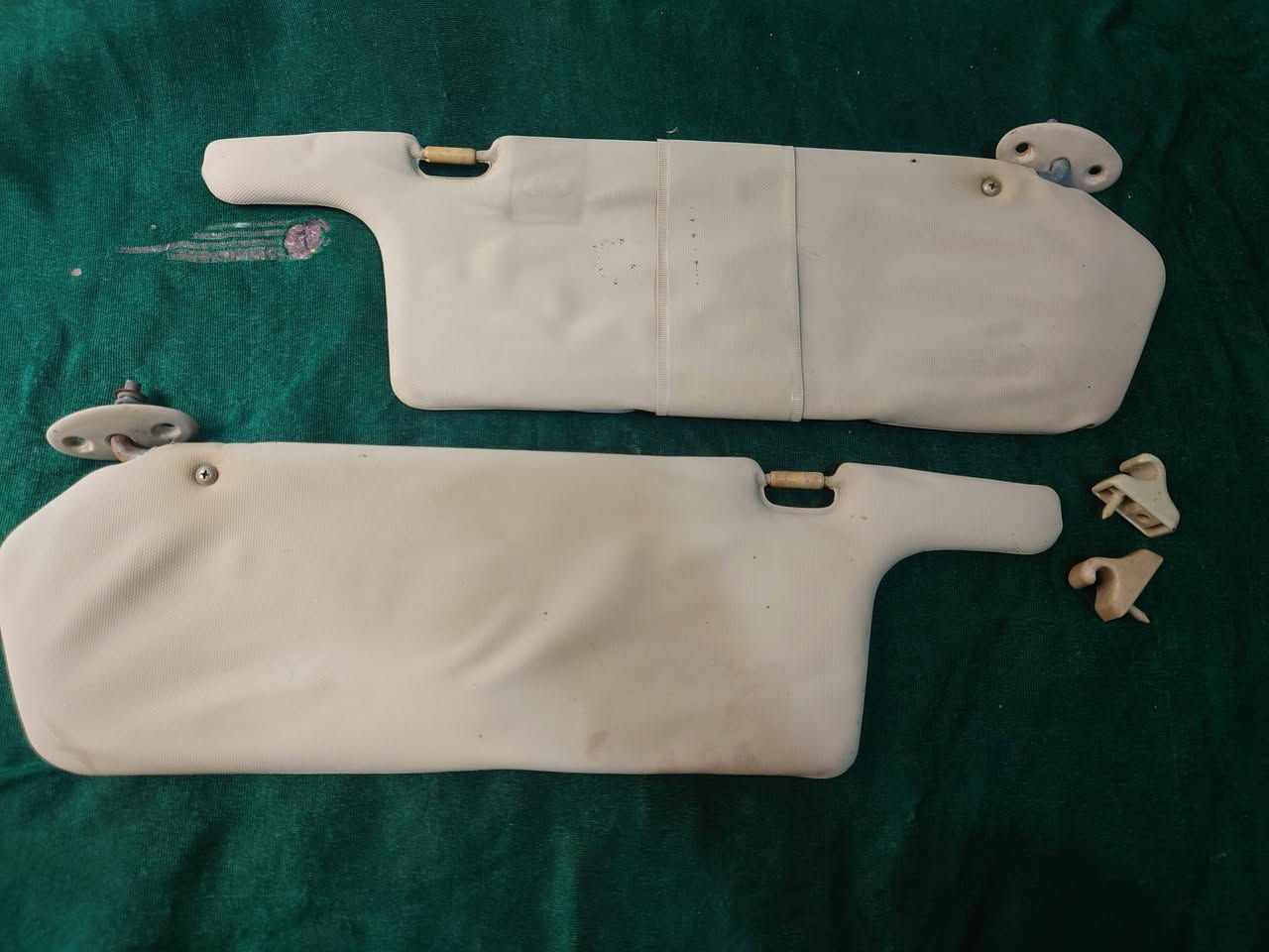 غراض كراون 81 ديلوكس مكاني بغداد ***********
