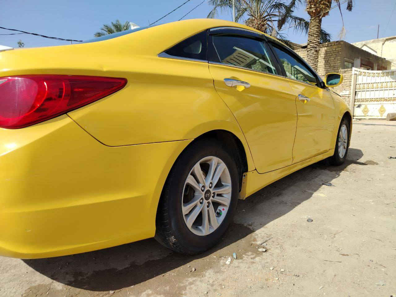 هيونداي سوناتا موديل  2013 وارد أمريكي🇺🇸حادثة تبديل جاملغ والبنيد نفسه معمر وبل عراق دحجات بسيطة مكفول من ضربه القوية شواصي قماره حوض خلفي كفالة محرك 2400 G'D'I مكينه  شرط تبريد ثلج❄كيرها شرط  تحكم جهتين داخل بيجي كشن كهربائية رقم بغداد إنكليزي بسمي شرط تحويل قفله 80 من الأخير  مكاني ديوانية مركز  ***********
