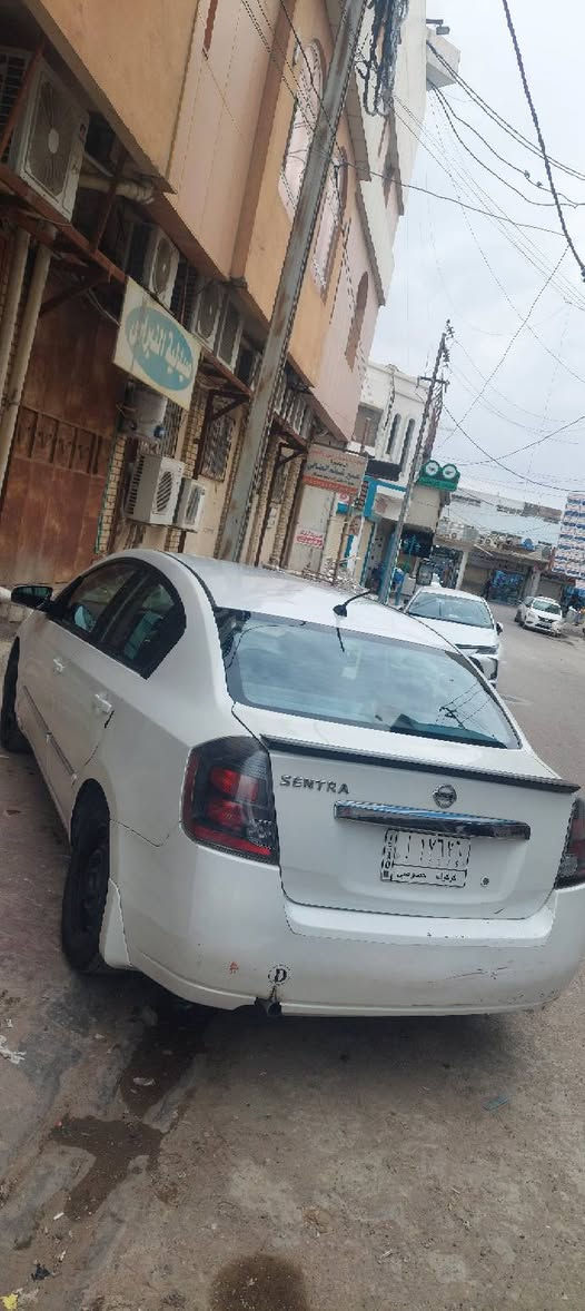 السلام عليكم بيع مستعجل سياره نيسان سنترا ٢٠١٠ مال جناي بيه حزام سياره جاهزه صار سنه يمي اني وكيل اول خلال شهر احولك رقم كركوك كوبون بانزين بيه كلشي ماناقص بيه ترايك للبصره سعر ٦٠ ورقه بيه مجال بسيط مكاني كركوك رقمي ***********
