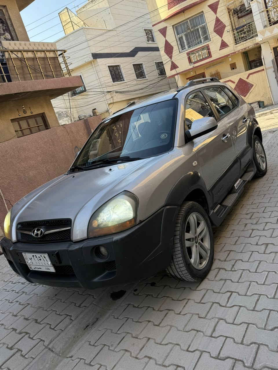 السلام عليكم للبيع
توسان 2009 خليجي كوري
محرك 2000 دوش المرغوب بيها خيط تبخير 
كير مكفول
ماشية 180 الف كيلو
رقم بغداد باسمي سنوية لل 2027
مكفولة من الصبغ بيها بارد بلجاملغ الخلفي جوة قبغ البانزين
مواصفاتها :- 
سلايد
بلوتوث 
ويل كب 
حساسات 
حمالات
مري تحكم 
بلوجكترات 
وبقية المواصفات المعروفة..
السعر 120 وبيها مجال بسيط للشراي بعد المعاينة
عنواني بغداد / سبع ابكار
للتواصل *********** وبي واتساب
