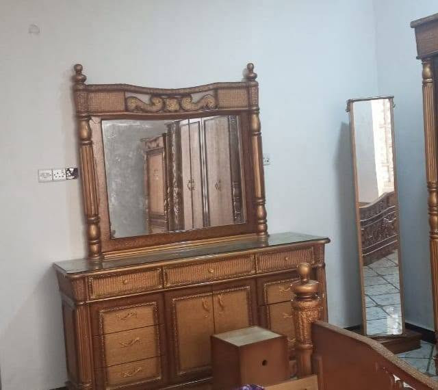 غرفة نوم كويتي 7قطع نظيفة چربايةمترينمكاني البصرة الزبير للتواصل واتس اب ***********
