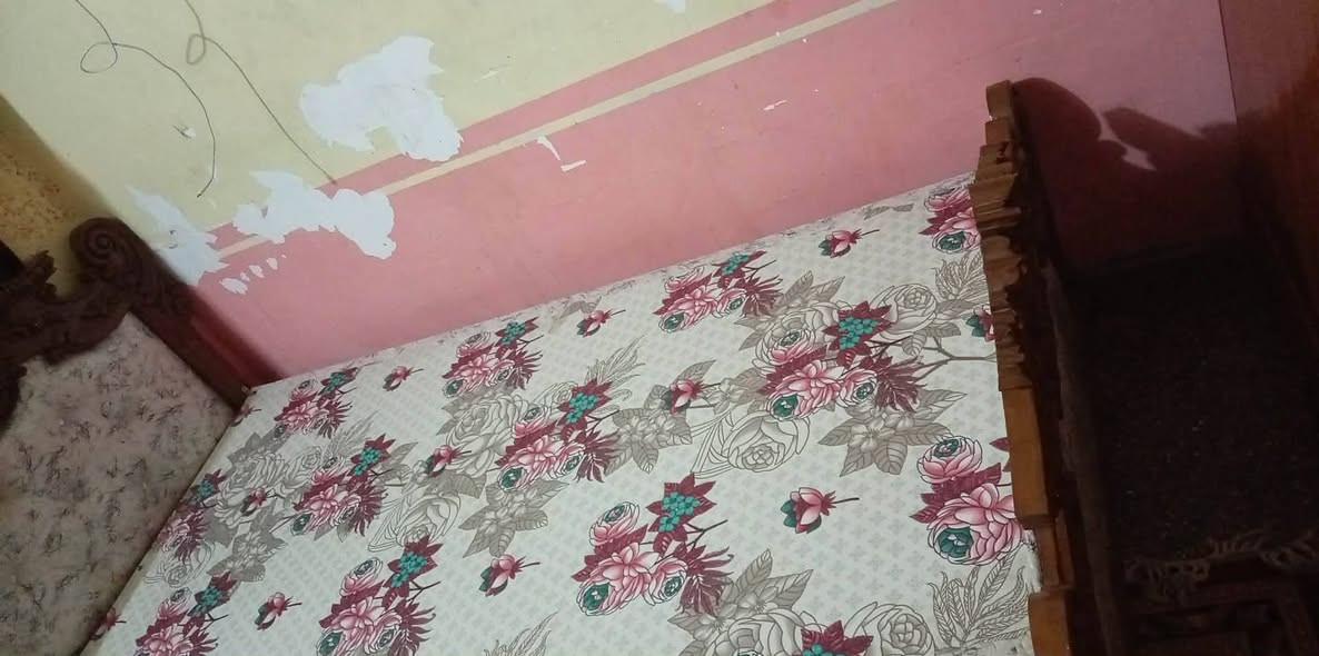 للبيع سعرها ب150 بدون الدوشگ


**إذا كنت صاحب هذا الإعلان وتريد حذفه لأي سبب، رجاءا أرسل رسالة إلى الدعم الفني**