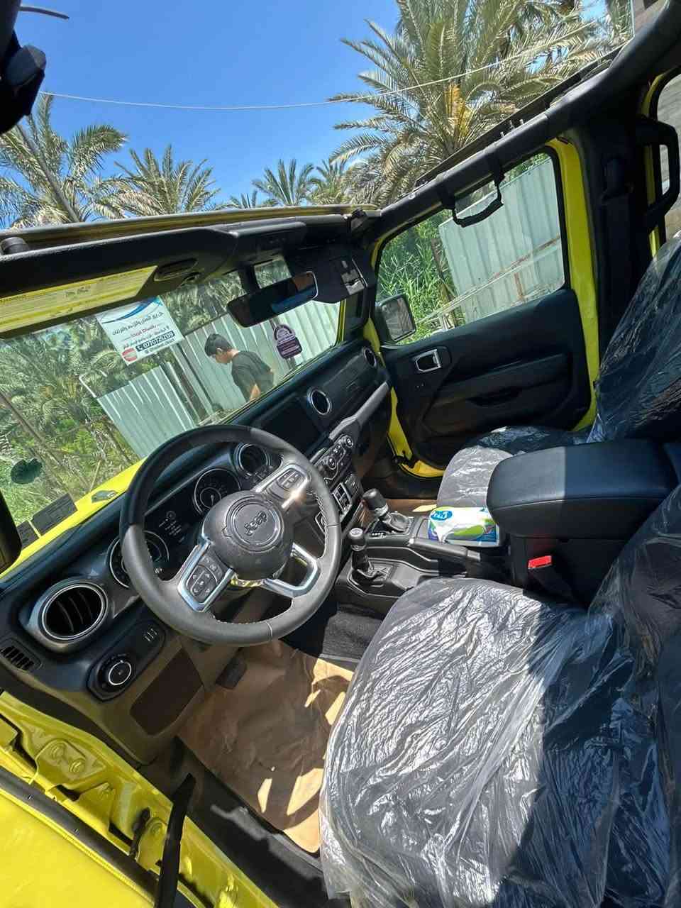 � جيب رانكلر صحاري 2023
💛 لون أصفر مميز | وارد أمريكي

السيارة ماخذها معمّرة من كراج عفرين - أربيل، بحالة ممتازة وعلى وضع الشركة.

المواصفات:
✅ وارد أمريكي
✅ حادث بابين والدوسة (صبغ فقط)
✅ حجم كبير (4 أبواب)
✅ ماشية 15 ألف ميل فقط
✅ بدون أي نقص، كلش جديدة
✅ محرك 4 سلندر 2.0 تيربو
✅ على وضع الشركة بالكامل
✅ تحويل مباشر

💰 السعر: 265 ورقة  قابل للتفاوض بالمعقول.

📍 الموقع: بغداد

📞 للاستفسار: ***********

#جيب #جيب_رانكلر #رانكلر #Wrangler #Jeep #JeepWrangler #صحاري #رانكلر_صحاري #سيارات_العراق #بيع_سيارات #بغداد #اربيل #وارد_امريكي #جيب2023 #SUV #4x4 #سيارة_نظيفة #سيارات #للبيع #عراق #جيب_للبيع #سيارات_بغداد
