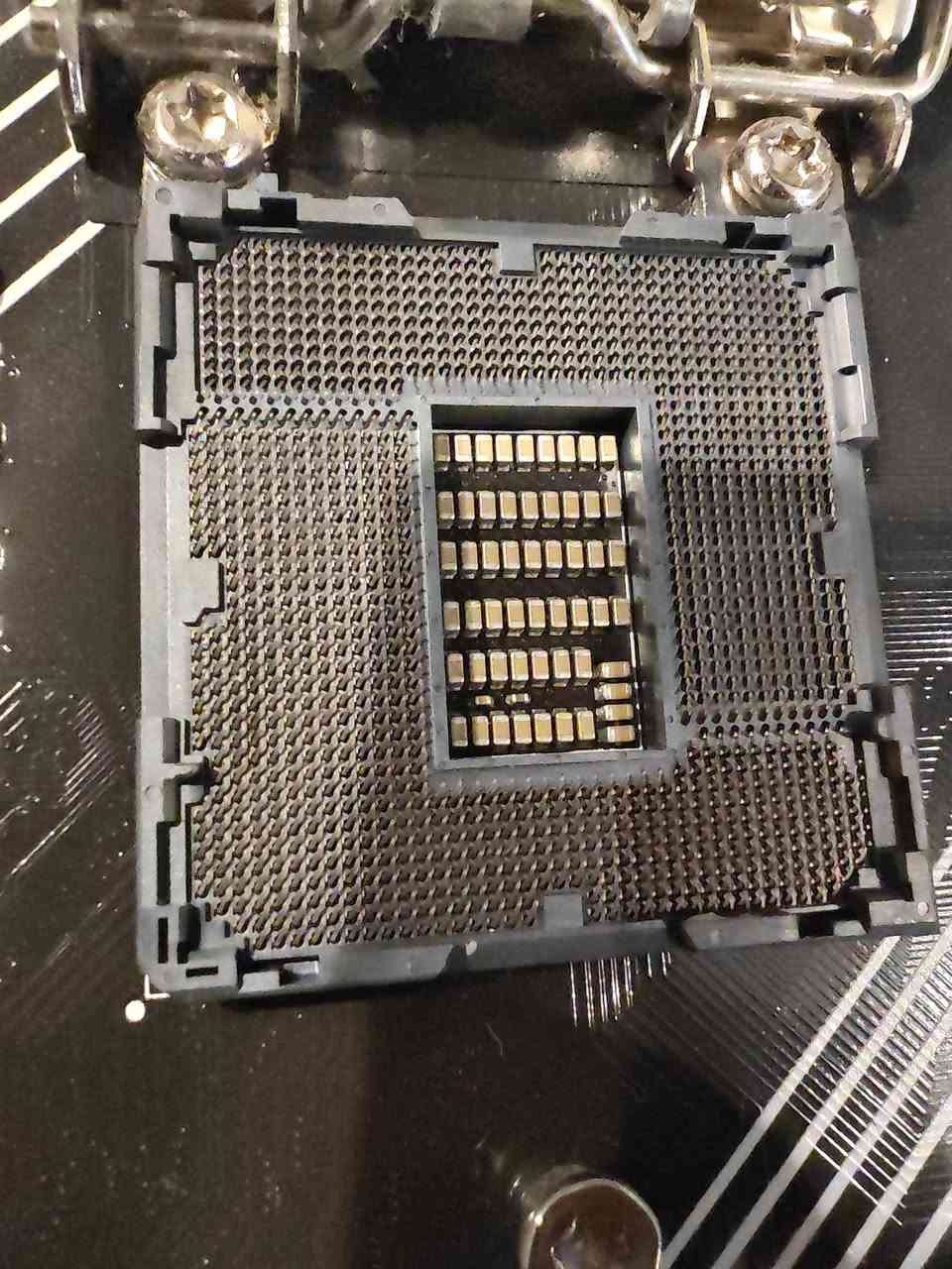 بورد اسوس prime b560M-K
ماعندي معلاج افحصة بيه ابيعه مثل ما هوة ب50 
توصيل متوفر 
***********
