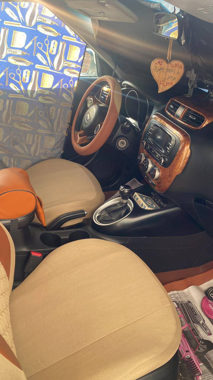 من رخصت الأمن المحترم 
للبيع سيارة صول موديل 2016 🚗
السيارة بيها حادث خفيف (جام لغ + باب)
المحرك والگير مكفولين 100% 💪
ماشية 100 ألف
مكان السيارة .بغداد
السعر المطلوب 11,500 وبيه مجال  للجادين 🤝
السيارة نظيفة 
📞 الاتصال: *********** او وات ساب
