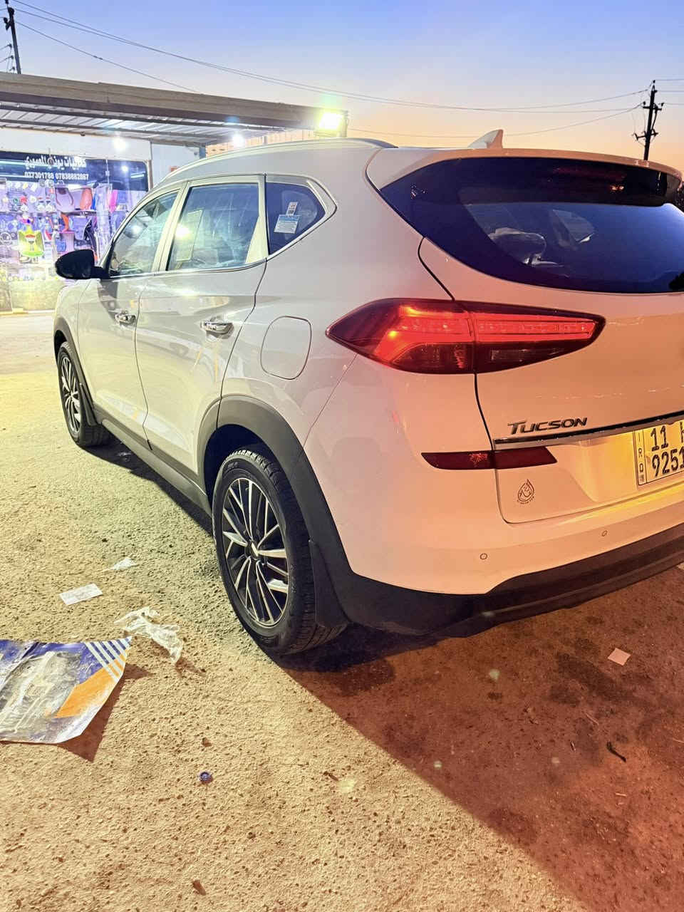 السلام عليكم
للبيع توسان موديل ٢٠٢٠ 

رقم بغداد 11 سنوية تنتهي ٢٠٣٠ 

(شركة الكاصد) كوري اصلي

بصمة تشغيل  لايت ٥ عدسات  

بكلايت لد مري شفط اشاير ترحيب 

هندبرك قدم  👟. تبريد قطعتين 

حساسات امامي خلفي

و بصمة ابواب كشنات كهرباء  جلد 

كاميرا دوارة تحكمات ستيرن 

٣ انظمه قيادة  السيارة  جديدة جدآ 

ماشية ٥٩ حقيقي شرط الفحص

السيارة مكفوله كفاله عامة من صبغ 

والتبديل والبارد والرصعات شرط السونار 

السعر ٢١٧مكان السيارة بالحلة 👉

اتصل او واتساب ***********
