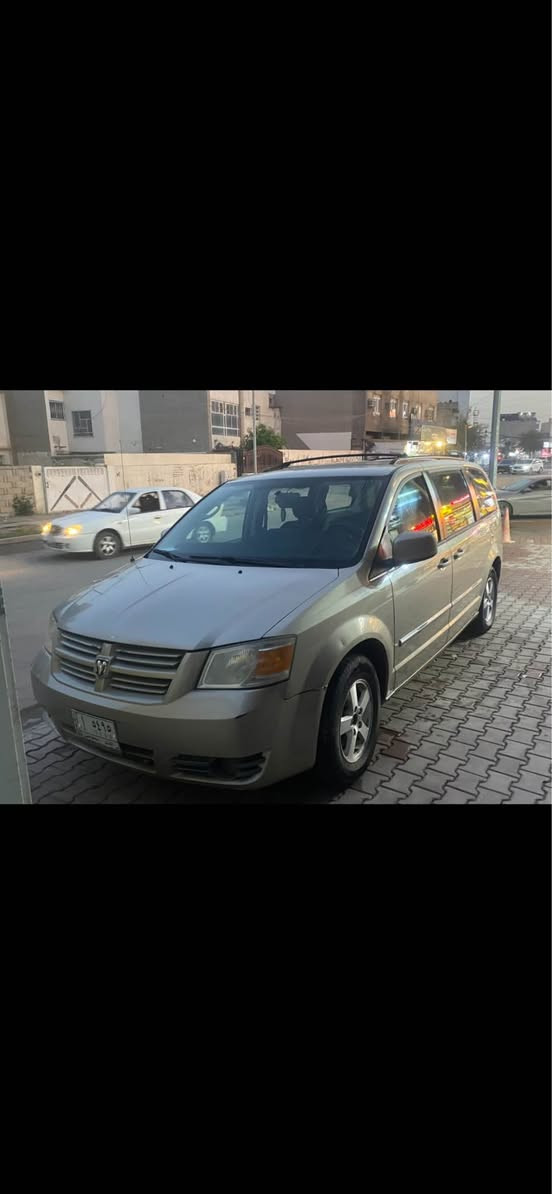 السلام عليكم

كرفان للبيع موديل 2009 

تبريد 3 قطع 

بيبان كهرباء 

كشتات بلع 

تبريد ثلج 

محرك 3800 

رقم أنبار مشروع وطني وين ميعجبك تحول 

حادثه خفيف باب وجاملغ خلفي 

*********** عنواني الغدير 

السعر 116 وبيه مجال 

نقصه اي بي إس مشتغل كلوب التزحلق وال ABS و esp 

صدر 80 بل ميه 

مكفوله كير محرك بغداد, العراق
