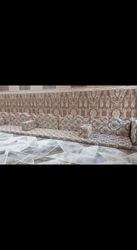 السلام عليكم ديوان 14متر خليجي
نضافه فول مستعمل قليل 
السعر 450وبيه مجال قليل 
شراي اتصل ***********
كركوك
