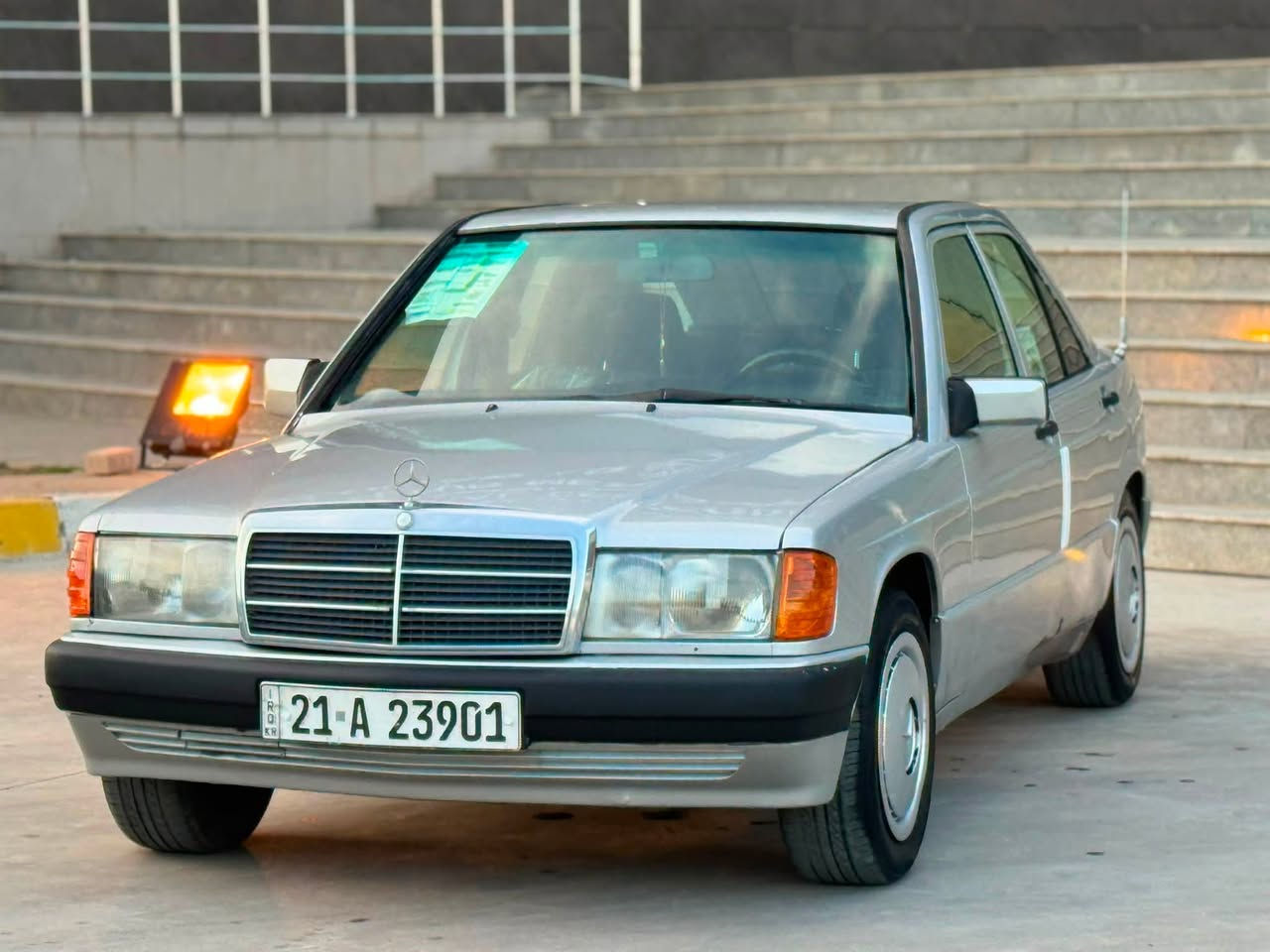 للبيع مارسدس 190طيارين موديل 1993 محرك محور تويتا ونجي تبريد شغال سياره صبغ عام للجمالي بي طخه خفيف من كدام قواعد دبلات سليمه بدون خياس رقم سليمانيه دولي سنويه لحد 2029بسمنا سعر 50بي مجال
***********
مكان سياره كركوك
