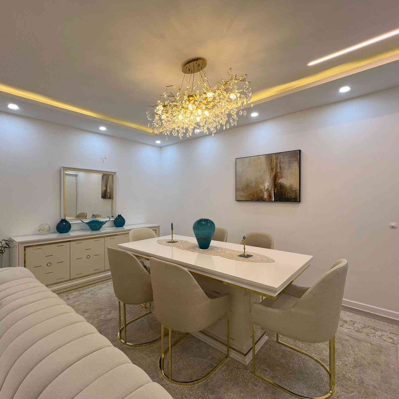 سەرەتا بەناوی خودا 
کۆدی/ 10911
شوقە بۆفرۆشتن 
📍شوێن /دیلان سیتی یەک
📐ڕوبەر / 120 مەتر
🏗️نهۆمی / ئەرزی بەردەم باخ

پێک هاتوە لە ( میوان و هۆڵ کراوە + مدبخ + مشتملات + 3نوستن )

تێبینی ( شوقەکە زۆر تازەو جوانە  )
ــــــــــــــــــــــ
🖊️/ بۆ زانینی نرخ  کۆمێنت بکە 
ــــــــــــــــــــــــ
بۆ پەیوەندی📞
☎️***********
☎️***********
ـــــــــــــــــــــــــــ
تۆی بەڕێز موڵکت هەیە دەتەوێت بیفڕۆشیت یان بیدەیت بەکرێ زانیاریەکانمان بۆ بنێرە هاوکارتان دەبین 
‏‎*********** ☎️واتس ئاپ"فایبەر 
‏‎یان سەردانی نوسینگەی(جوانی موڵك)بكەن
‏‎ناونیشان"ئیبراهیم ئەحمەد"بەرامبەر دیلان سیتی
