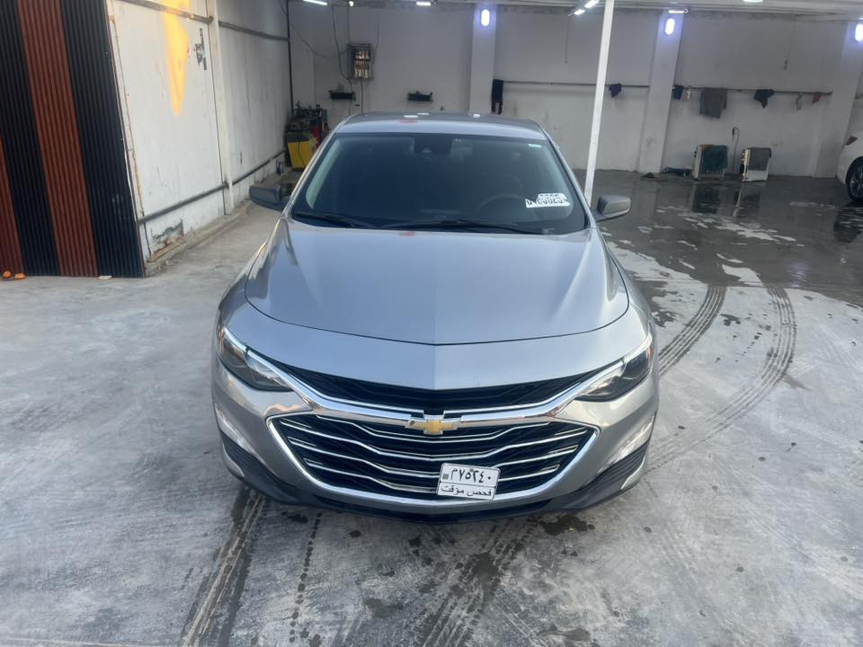 ‏سلام عليكم ماليبو للبيع موديل ‏2023 سيارة أمريكية سيارة حديثة موضح بالصورة سياره طلع بيها كليرسياره سليمه من شاصي من لغد من اي باك سياره جهزه لأخير سعر 110ورقه  لاستفسار ***********￼
