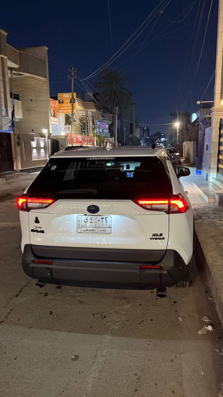 السلام عليكم راف فور هايبرد موديل 2021 رقمها بغداد الجديد الانكليزي ب اسمي فول مواصفات فئة xle ماشيه 64 الف كيلو مو ميل حقيقي السياره كلين تايتل حادثها طرف الدعاميه الاماميه من جهة اليمين السياره كلش حلوه مابيها اي نقص مكاني بغداد الدوره السعر 22,300$ يعني 223 ورقه وبيها مجال للاستفسار ***********
