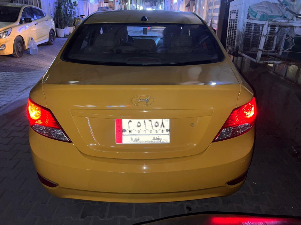 السلام عليكم هونداي اكسنت للبيع مديل 2014مصبوغة عام للجمالية مكفولة من الضربة صدر امامي خلفي جديد مكينة وكير خير من الله السياره جاهزة وارد أمريكي حادثة الباب الخلفي ورة السايق السعر 85وبيهة مجال الاستفسار ***********
