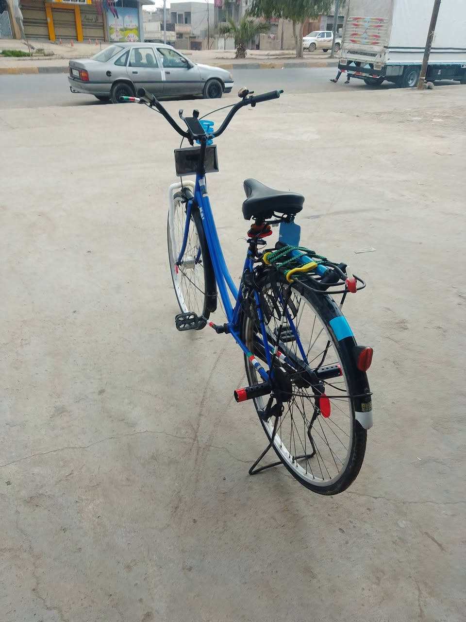 السلام عليكم بايسكل عبد الحليم للبيع وضع شركه السعر 80 وبي مجال *********** مكاني موصال
