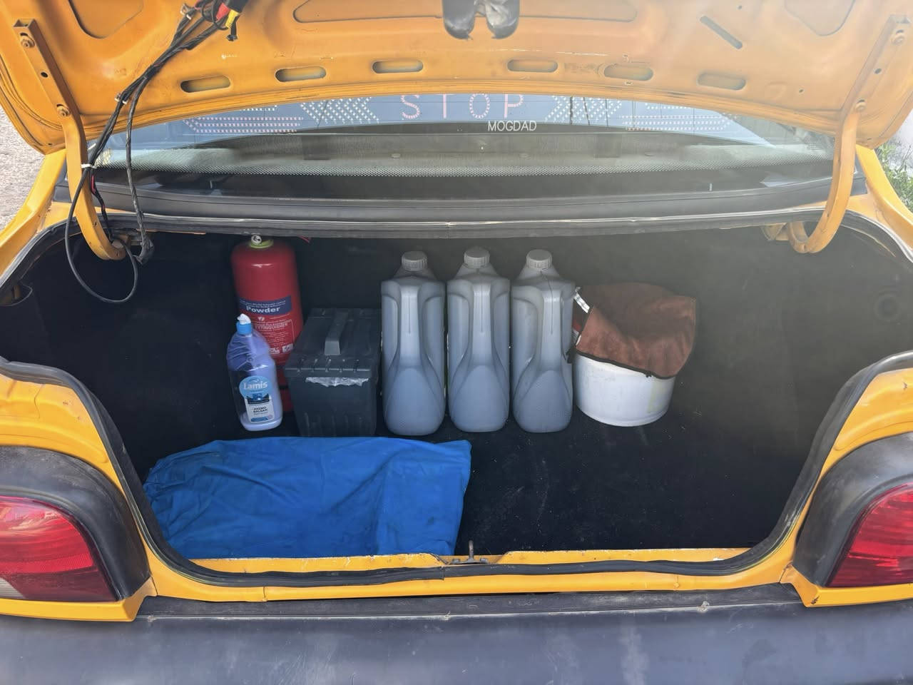 سايبا 2018 جاهزة و كاملة من كلشي برغي نقص مابيها تخم تاير ارضية و سفريات كشنات مجيسة تبريد خير من الله مسويلها إدامة بلكات و نوزلات و عبوة فيت بم جاهزة من كل النواحي كبات و كاعيات الشركة موجود بيها 
مكانها بغداد سعر 51
***********
