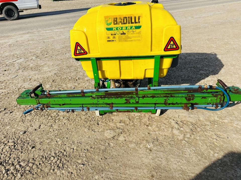 السلام عليكم للبيع ناثره صفر +مرشه مشتغله نص موسم المكان واسط الزبيديه للستفسار( ***********)
