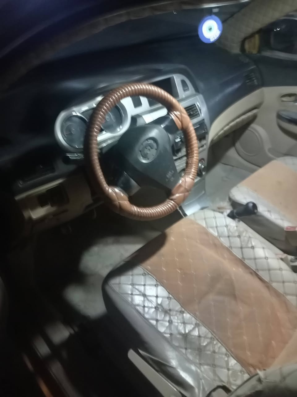 سلام عليكم كريت ويل مديل ٢٠١٢سياره شغاله مكينه بيه دخان كير شرط رقم حمر بصره سنويه عاج بيع ومروس سعر ١٢قفل تكفل سرقه وطلب بس عنوان ناصريه مركز رقمي ***********
