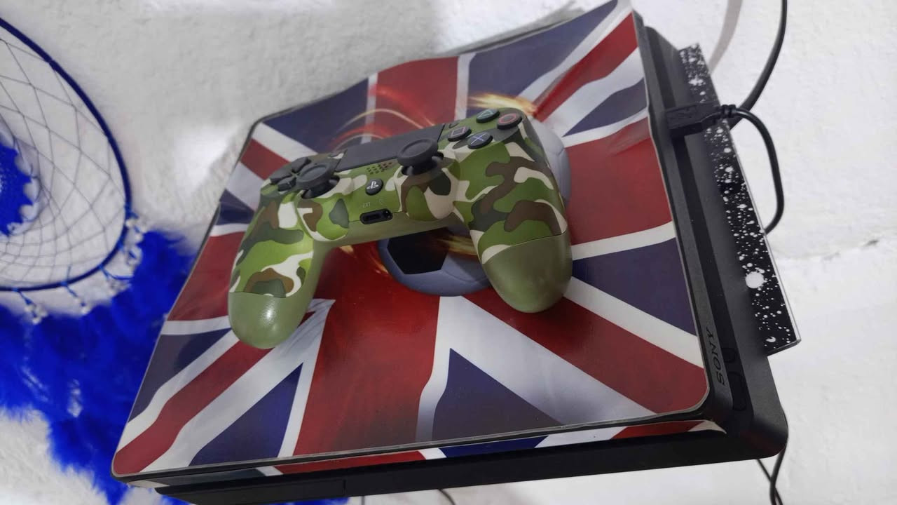 بلي فور للبيع سلم نص تيرةة نضيف مع قراص عدد ٢عنوان ميسان *********** عمارة, ميسان
