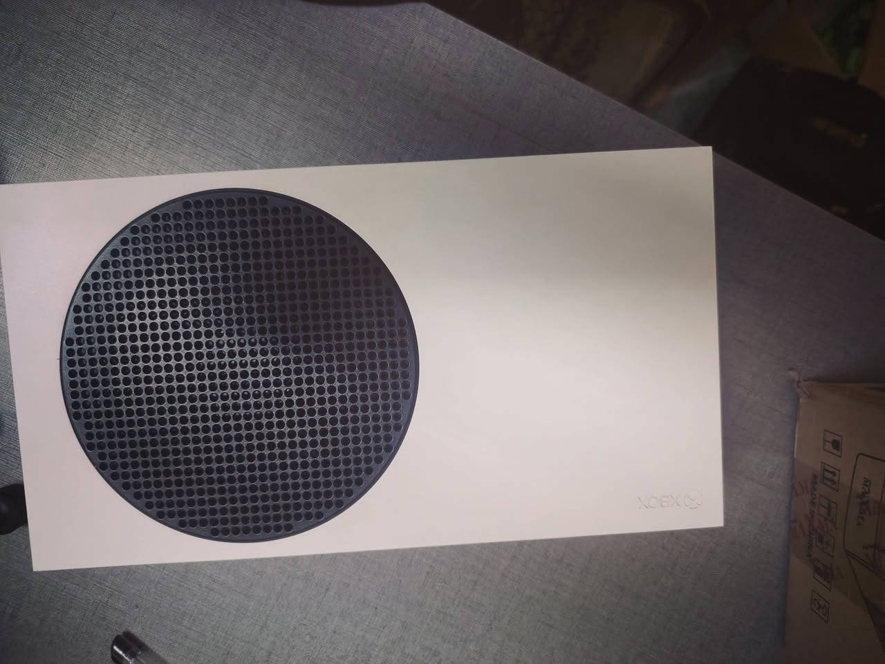 اكسبوكس سيرس اس للبيع استعمال شي بسيط لوك ستيكر ممفتوح ويا ups 850 مكسما و يا بطاريات شحن عدد اثنين الاكسبوكس ملحقاته وكارتونته كامله كيبلات وجوستك وحته بطاريات جوستك الاصليه ممفتوحه
السعر 400 الف موقعي الاعظمية للاستفسار ***********
