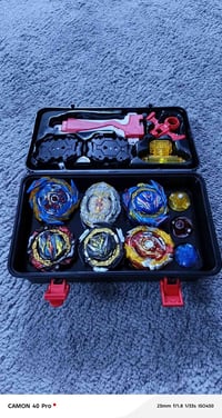 وين محبين البيبتيدات وفرنه الكم حقيبه بيبليد تتكون من 6بلابل و 3 درايف...