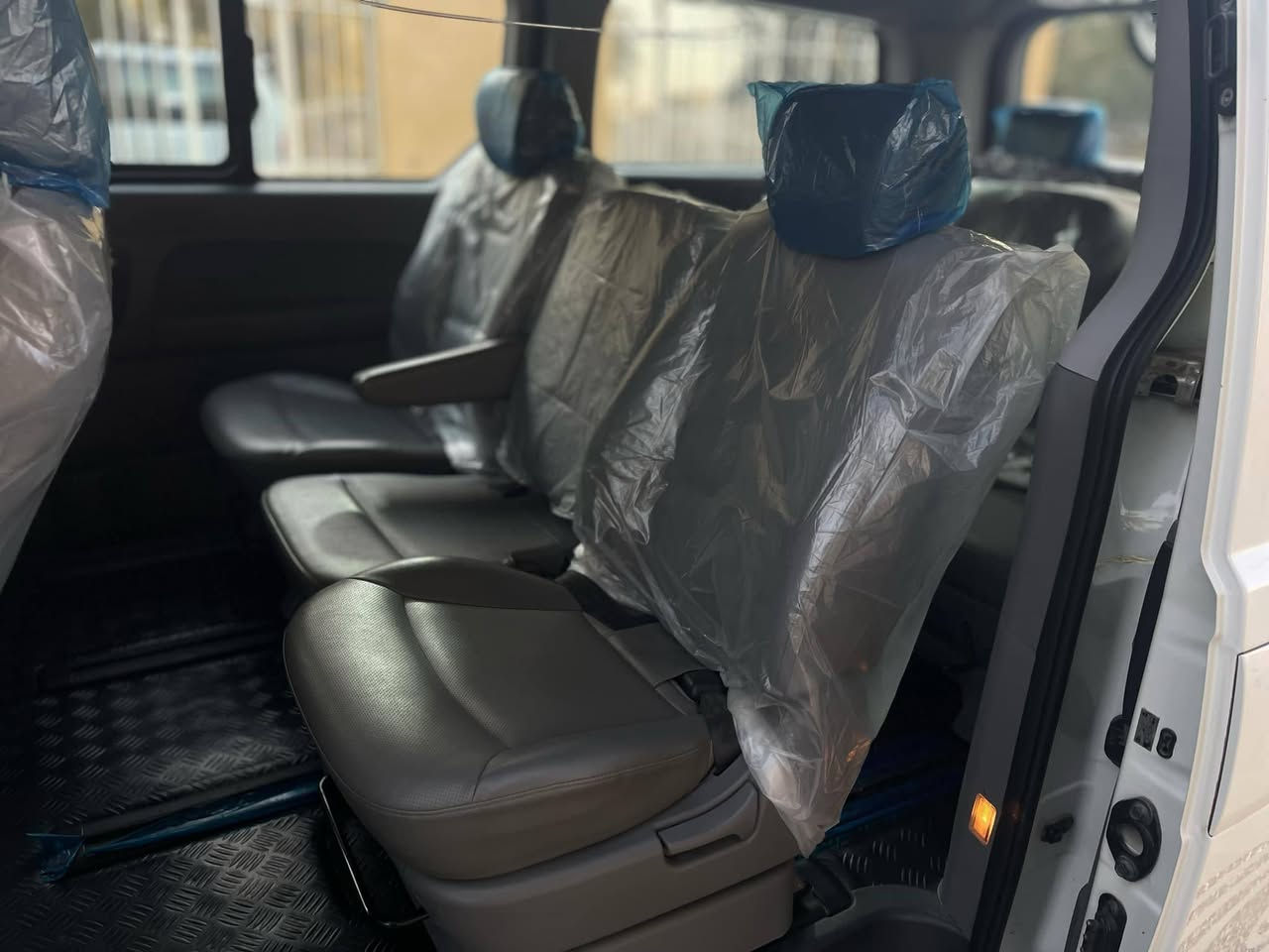 ستاركس 2018ادبلو خصوصي   مكفوله كفاله عامه عدا رصعات مبينه بالسونار  سباره مال بيت استخدام شخصي سياره بوضع شركه    الاستفسار الاتصال ***********
