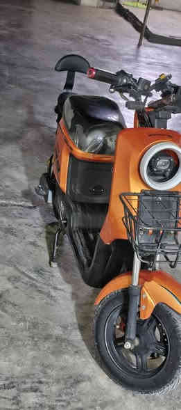 دراج شحن البيع موديل 25 نضاف فول بطاريات 5  السعر450 وبي مجال المكان ديالى شهربان التواصل ***********
