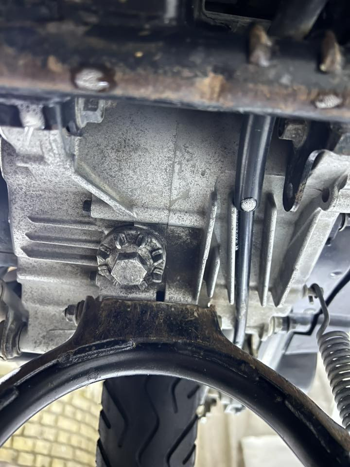 سلام عليكم دراجه فله كفاله عامه موديل 2009دراجه بحالت لوكاله جديده معنه لكلمه تجي شوف بعينك  وين مايعجبك افحص عليه ادامه كلجات ودامه للتانكي لبانزين نضفته دراجه بيه ملاحضات بصيطه بل كفر وبيه تك اشاره مكسوره سعر دراجه (بواحد وخمسين )وبيه مجال للطيبين ماعاجبك سعر لاضل تمسلت بل تعليقات👊❤️🩵💐 ***********
