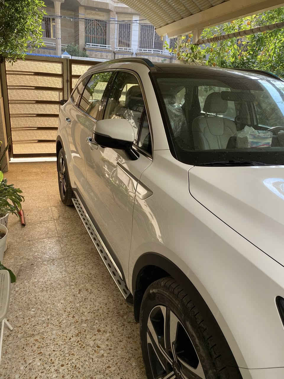 السلام عليكم
سورنتو للبيع

خليجي فول الفول

ماشيه 38000

بدون قطره صبغ

الموديل 2023

سعة المحرك V6 3,5L

مرتبط بناقل حركة أوتو 8 نمر

يبلغ عزم الدوران 350 نيوتن

اريل نفكيتر

كير ماوس

AIR BAG 2 عدد

حساسات أمامية

حساسات خلفية

لايت زينون + LED

كشافات

LED بك لايت

حجم الاطار 235/55R19

ويل كب 19

4 دسك

قبضات أبواب من الألمنيوم

ماسحة خلفية

مفتاح التشغيل بصمة

تشغيل عن بعد

فتح الصندوق عند اقراب كهرباء

Apple Car play شاشة

٤ كاميرات ٣٦٠ درجه

الانارة الداخلية هالوجين

المقاعد جلد تبريد لون أبيض

كشن حار بارد

حركة المقاعد الأمامية كهرباء

تتسع المقصورة ل 7 ركاب

Cruise مثبت السرعة

المودات والأوامر الصوتية

Drive Mode أوضاع القيادة

فحص أنظمة السيارة

حساسات ضغط اطارات

الاتصال على الرقم ***********

مكلف بالنشر 

السعر 340 وبيه مجال
