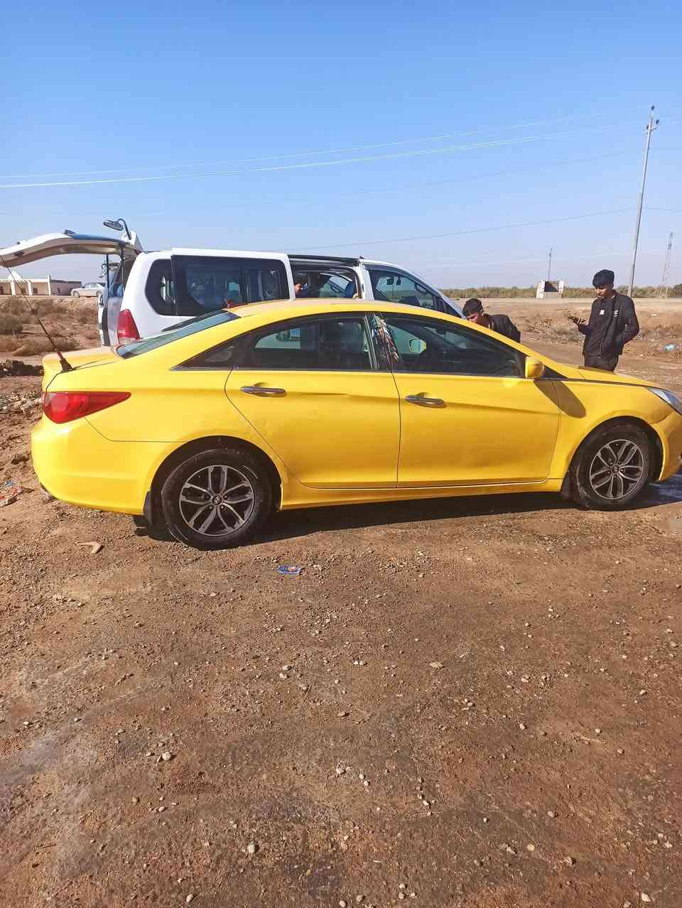 السلام عليكم من رخصت صاحب البيج
سوناتا 11 امريكي رقم ذي قار سنوية لغاية 2028 مجدده خط وبحث مامطلوبه  سيارة مكفولة من الحادث فق بنيد مبدل وطرف الجاملغ بي معجون  تبريد ثلج غرفه جلد فول بصمه بصمه ابواب جنطة تحكم كشن محرك 2400 توني شادة بجيس لاتنقيص ولا دوانز حدادية جيده لايت زنون تخم تاير جديد السعر 96ترهم مراوس عنوان ناصرية ***********
