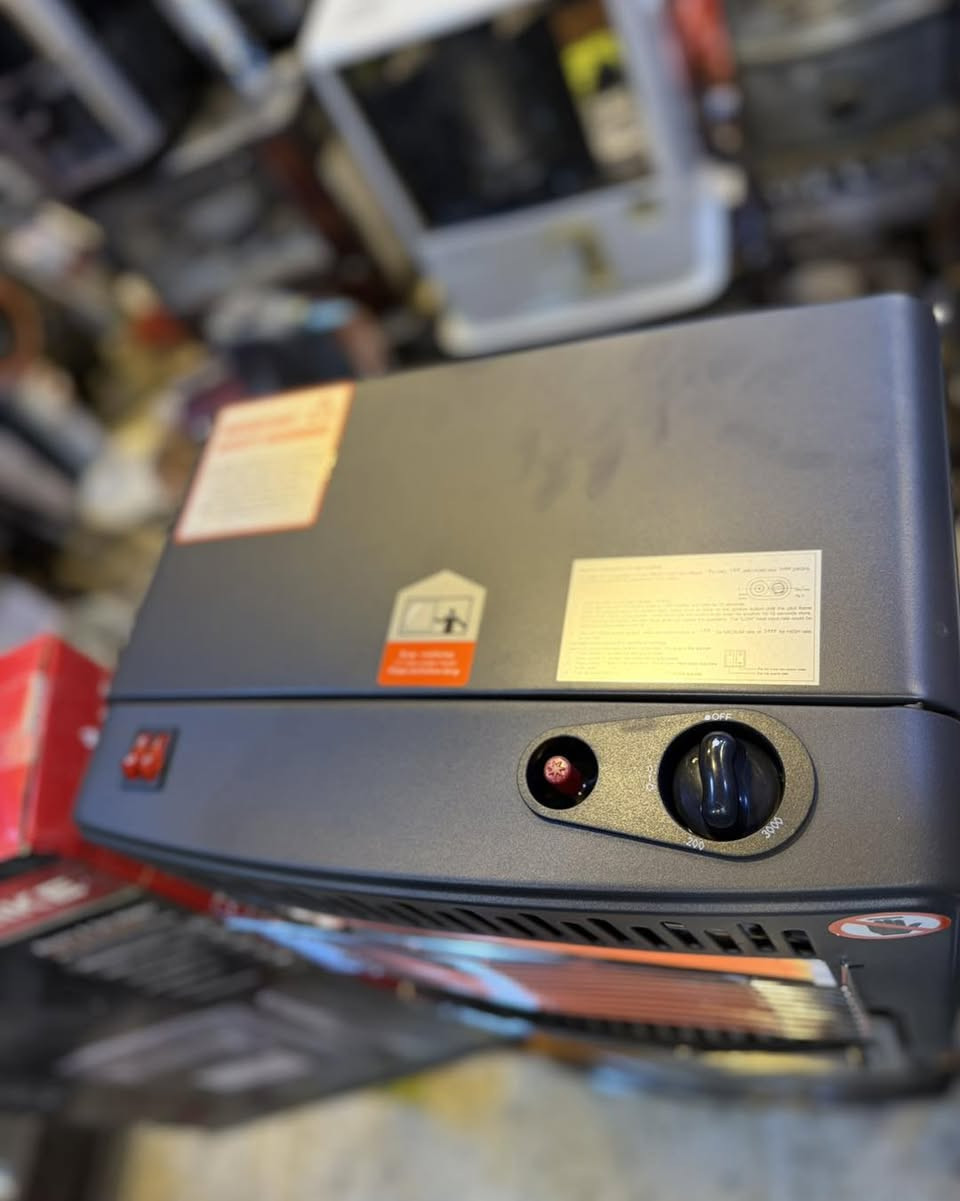 صوبه غازيه + كهرباء مشترك 
2 في 1 كهرباء مع غاز 
3 شمعات هيتر حجري 
نظام حمايه وامان للصدمات تطفى عند الحركه 
متوفر كل ادواتها الاحتياطيه 

توجد خدمه توصيل 
للحجز مراسله الصفحه او الاتصال
🌹مدينه ألعاب المدهش مجاور مطعم ابو صفاء تحت جسر العبور المعلق ***********🌸
