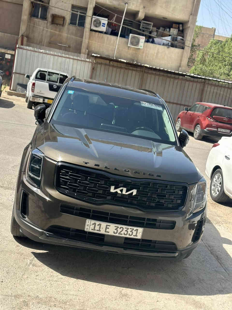 2022 سعرها 275 وبيها مجال العنوان شقق زيونه ***********
