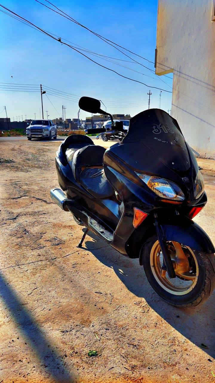 سلام عليكم فورزه 09 بصمه كير 7 نمر ملغي الدراجه خير من الله كامله مابيها نقص غير دوشمه كشن تعبانه ودسكات اماميه تعبانه فقط الباقي كفاااله مسجل و3 سماعات شغاله ولايتات زنون وكهربائيات كامله مابيه نقص مكاني دوره البوعيثه ومستعجل ع بيعته محتاج فلوس هذا رقمي ***********
