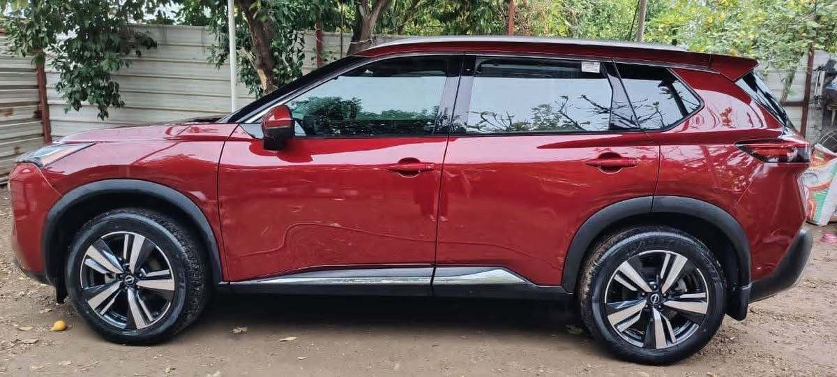 السلام عليكم 
 للبيع  (نيسان روج  (بلاتنيوم  اعلى فئة )  فول مواصفات موديل 2023  /ماشيه ١٣ 
(الضربه الدعاميه الأماميه الدركه والبرده فقط )
رقم اربيل 
(مكان السياره بغداد ) السعر  175 
للأستفسار عن السياره  صاحب السياره على الرقم  
خط واتساب 
‏٠٧٨٨ ٢٨٧ ٠٠٥٨
