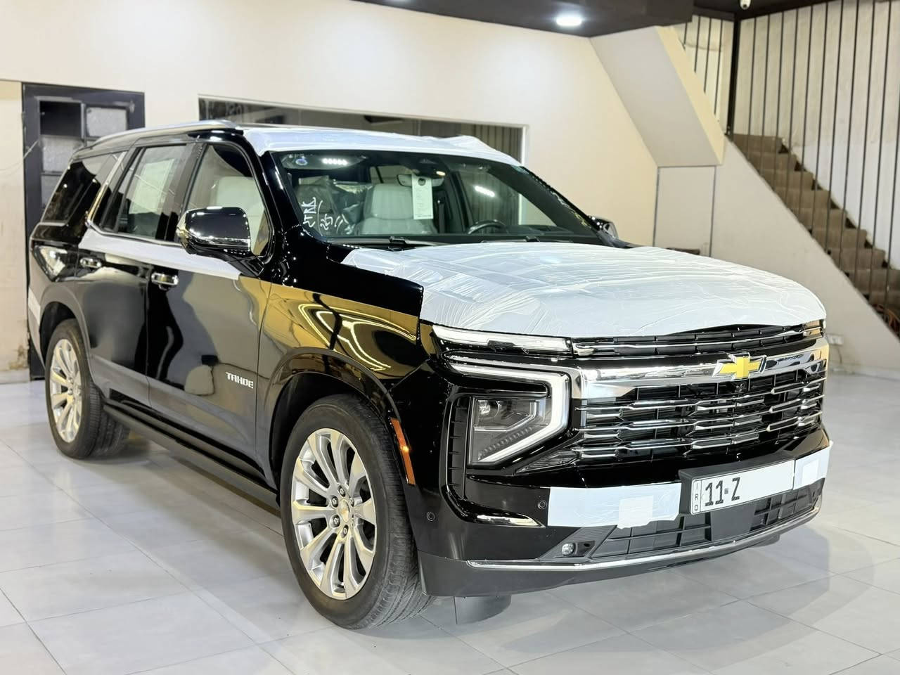 🚗 للبيع
شيفروليه تاهو بريمير 2025  -وكالةالمنصور 
✅ المواصفات :

▪️ الممشى: 7 ألف فقط 
▪️ الوارد: وكالة المنصور 🏁
▪️ قياس االويل: 22 إنچ 🛞
⚙️ المحرك: 8 سلندر 5300 سي سي ⚡
💪 قوة وأداء عالي مع راحة ممتازة
• دفع رباعي (4WD)
• جير أوتوماتيك 10 سرعات
• نظام تعليق هوائي متكيف
• شاشة وسطية كبيرة + نظام ملاحة 🗺️
• شاشة عدادات ديجيتال
• نظام صوتي فاخر Bose 🔊
• مقاعد جلد فاخرة
• تبريد وتدفئة للمقاعد الأمامية والخلفية 💺
• تحكم كهربائي كامل مع ذاكرة
• صف ثالث مريح
• فتحة سقف بانوراما 🌤️
• كاميرات 360 درجة 📸
• حساسات أمامية وخلفية
• نظام ركن ذاتي
• مثبت سرعة ذكي (Adaptive Cruise Control)
• نظام الحفاظ على المسار
• تحذير النقطة العمياء
• نظام فرملة طوارئ
• Head-Up Display
• تشغيل عن بُعد + دخول بدون مفتاح
• باب خلفي كهربائي
مكان:بغداد زيونة
رقم:***********
