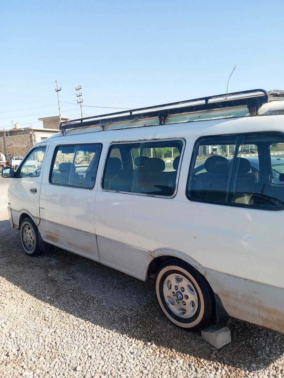 سلام عليكم 
بريجو شبوط موديل 2002معلايه مشتغل بمعاملتهه وداخله هزه باقي بس كمرك فقط مكينه وكير وكسن حداديه شرط كهربائيات كلهه شغاله مصفره هيئه ومرور السعر55وبيهه مجال المكان النجف للاستفسار الاتصال ***********
