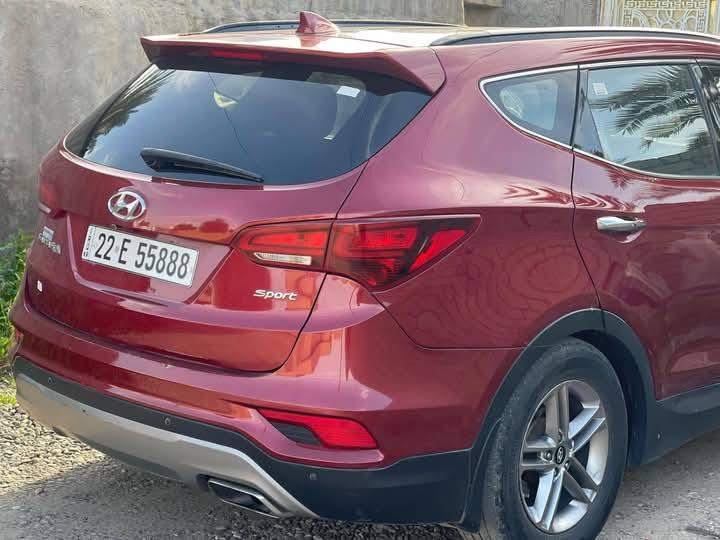 السلام عليكم
سنتافي 2018 أمريكي خمسه راكب مواصفات واحد على واحد.. محرك وكير  شرط.. سنويه 2028 سونار موجود شراي اتصل ***********.. سعر 147 بيها مجال
