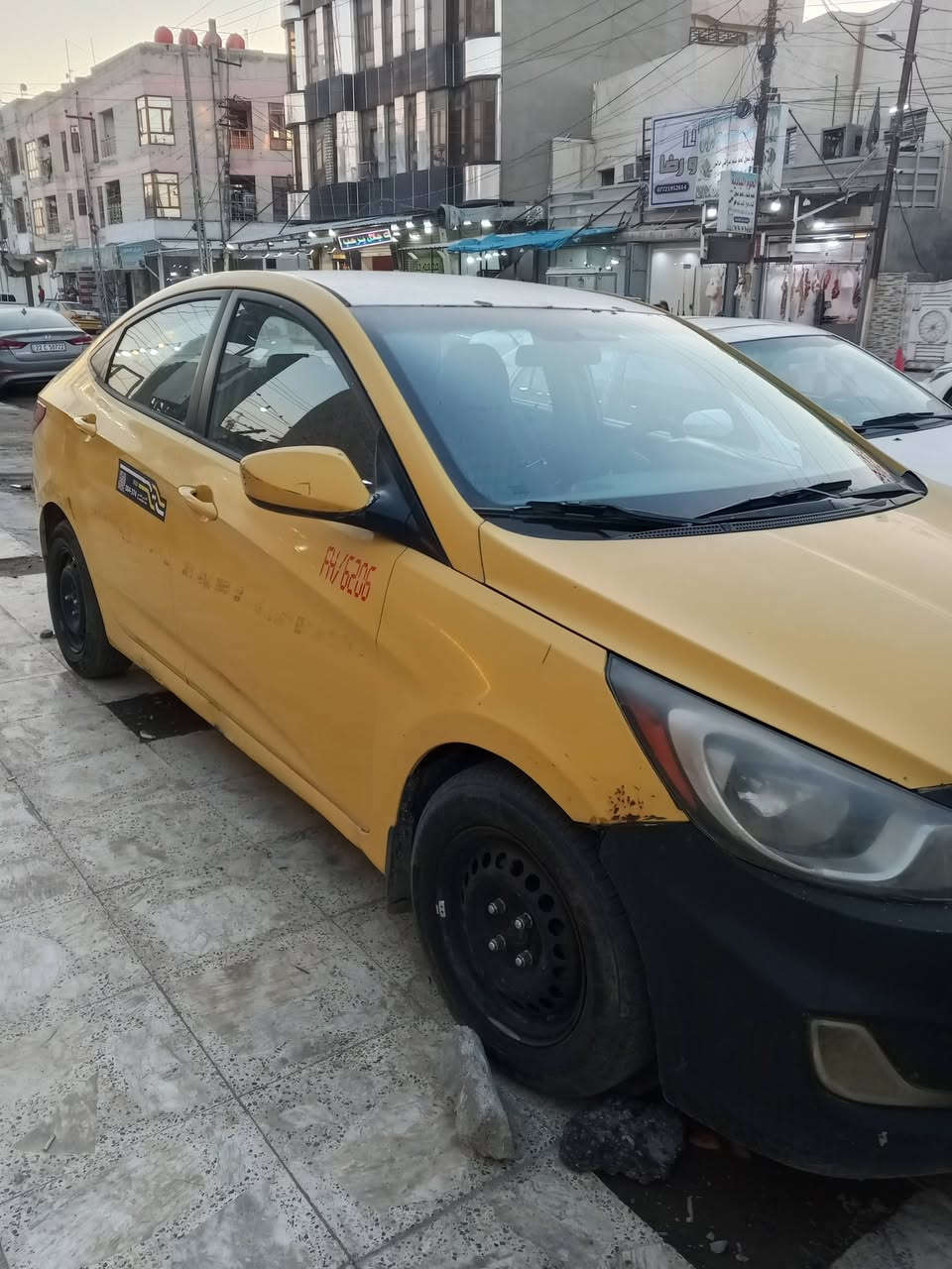 السلام عليكم اكسنت 2011 وارد امريكي حادث جنطة بجم كبس كير عادي دوش مو جي دي بدون دوانز محرك وكير يخبل ورقم بغداد الانكليزي جاهزة من كلشي باتري وتايرات جدد 65 وبيها مجال مكان بلديات ماكو اكسنت بهيج سعر حلو وجاهزة 
***********
