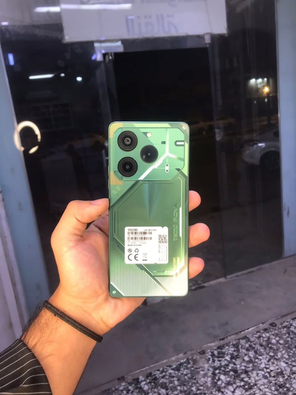 تكنو بوفا 6✅
وحــش الالعاب ✅
مستعمل قليل ✅
كامل ملحقاته ✅
لون أخضر 💚
ذاكرة 256GB ✅ 
بطارية 6000MA ✅
شاحن سريع 70W ✅
للمراوس بايفون 11 وفوك ✅  
مكان موصل ما عندي توصيل


**إذا كنت صاحب هذا الإعلان وتريد حذفه لأي سبب، رجاءا أرسل رسالة إلى الدعم الفني**