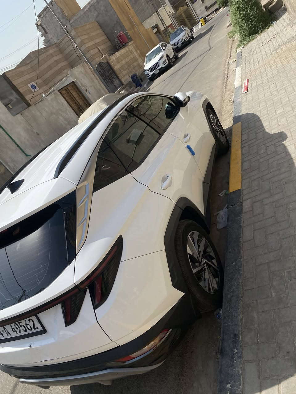 توسان 2022 خليجية
مكفولة فقط ملاحظات بسيطة 

ماشيه 73 الف وقابل للزياده 

محرك 2000

صيانتها كله بالشركه 

شاشه كاربلاي بلادي

مكانها البصرة

السعر 210 وقابل للتفاوض 

***********
