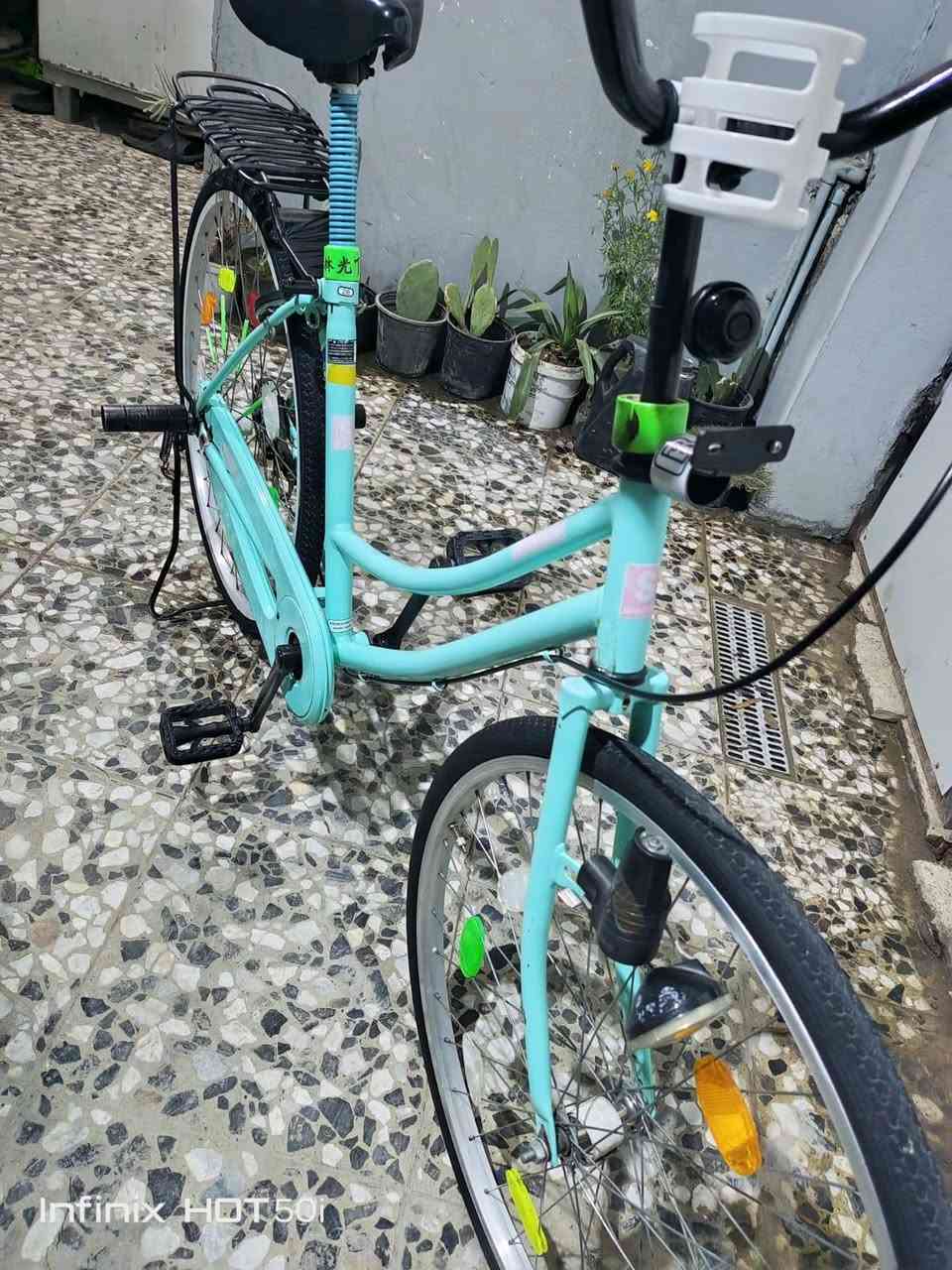 #باسكل للبيع بطه شركه سانتوس موديل 21 الون تركوازي نضافه كدامك شوف باسكل مختم كامل غراضه دينمو جاملغات بريك امامي وخلفي مكاني نجف كوفه حي ميسان السعر 135


**إذا كنت صاحب هذا الإعلان وتريد حذفه لأي سبب، رجاءا أرسل رسالة إلى الدعم الفني**