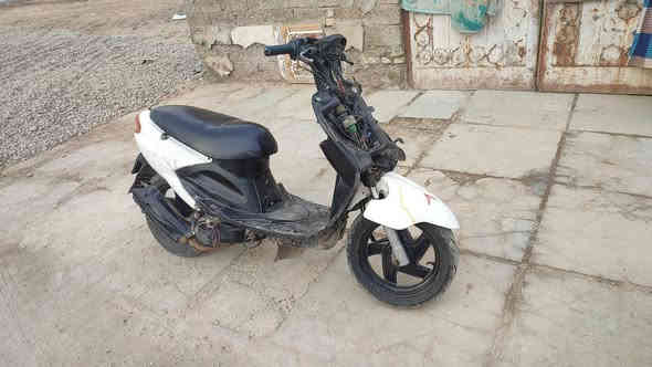 ذبانه لكزز للبيع بدون اوراق دراجه خير من الله نضيفه السعر 150 الشراي يتصل مكاني لشيشان ***********
