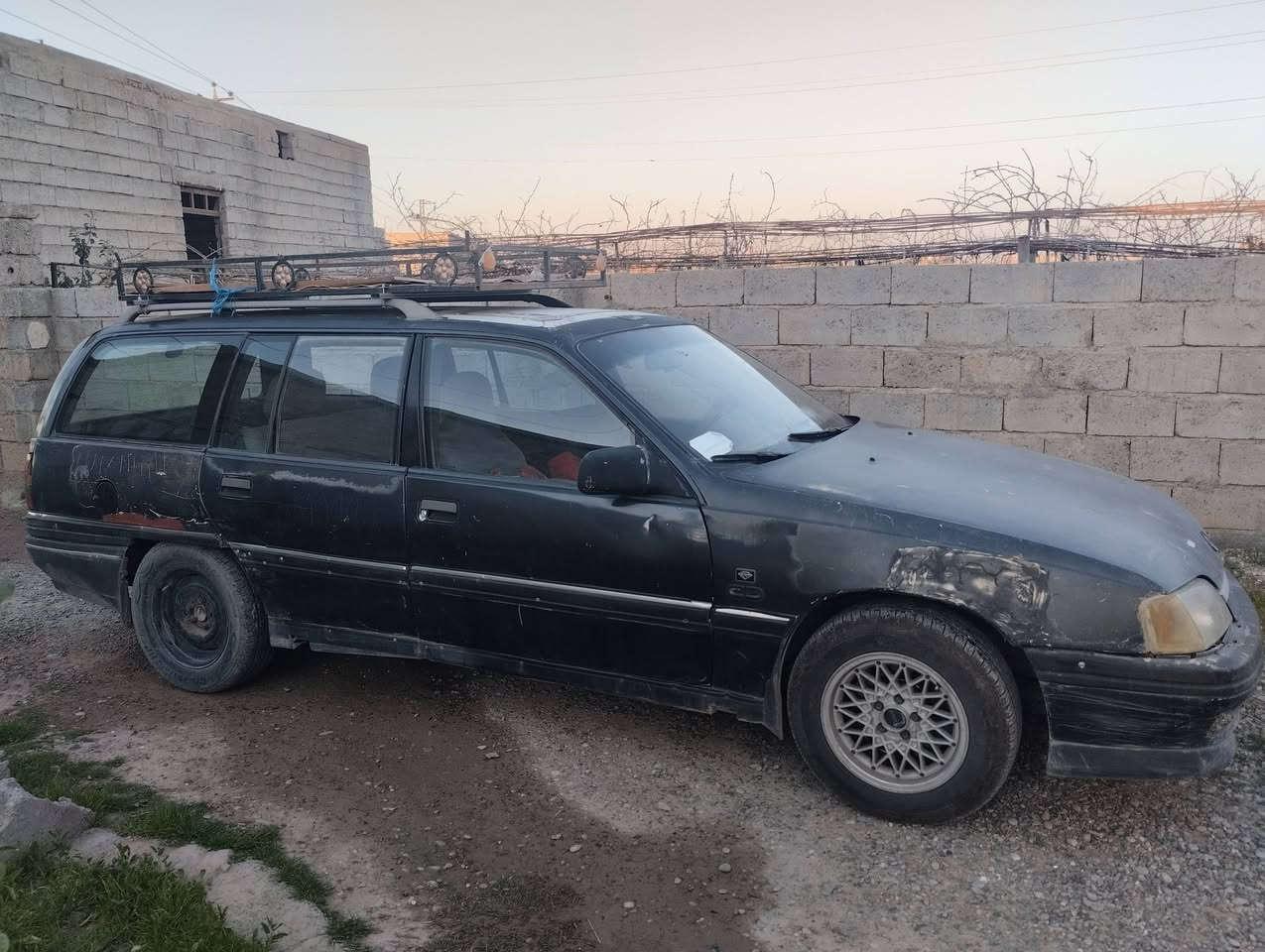 #السلام عليكم اوبل اوميكا حجم 20 بيها زوج تايرات كدام جديد سعرها 19ورقه بيها مجال قليل رقم الماني صلاح الدين سنويه ما ساقطه تريد تحويل تريد وكاله سياره عايزها ترتيبات ما جاوب عل خاص إذا يعجبك خابر الرقم***********
